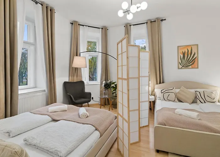 Designer Apartments Near Schoenbrunn